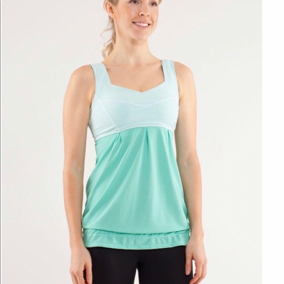 Lululemon Tame Me Tank. Size 8. - Picture 4 of 5